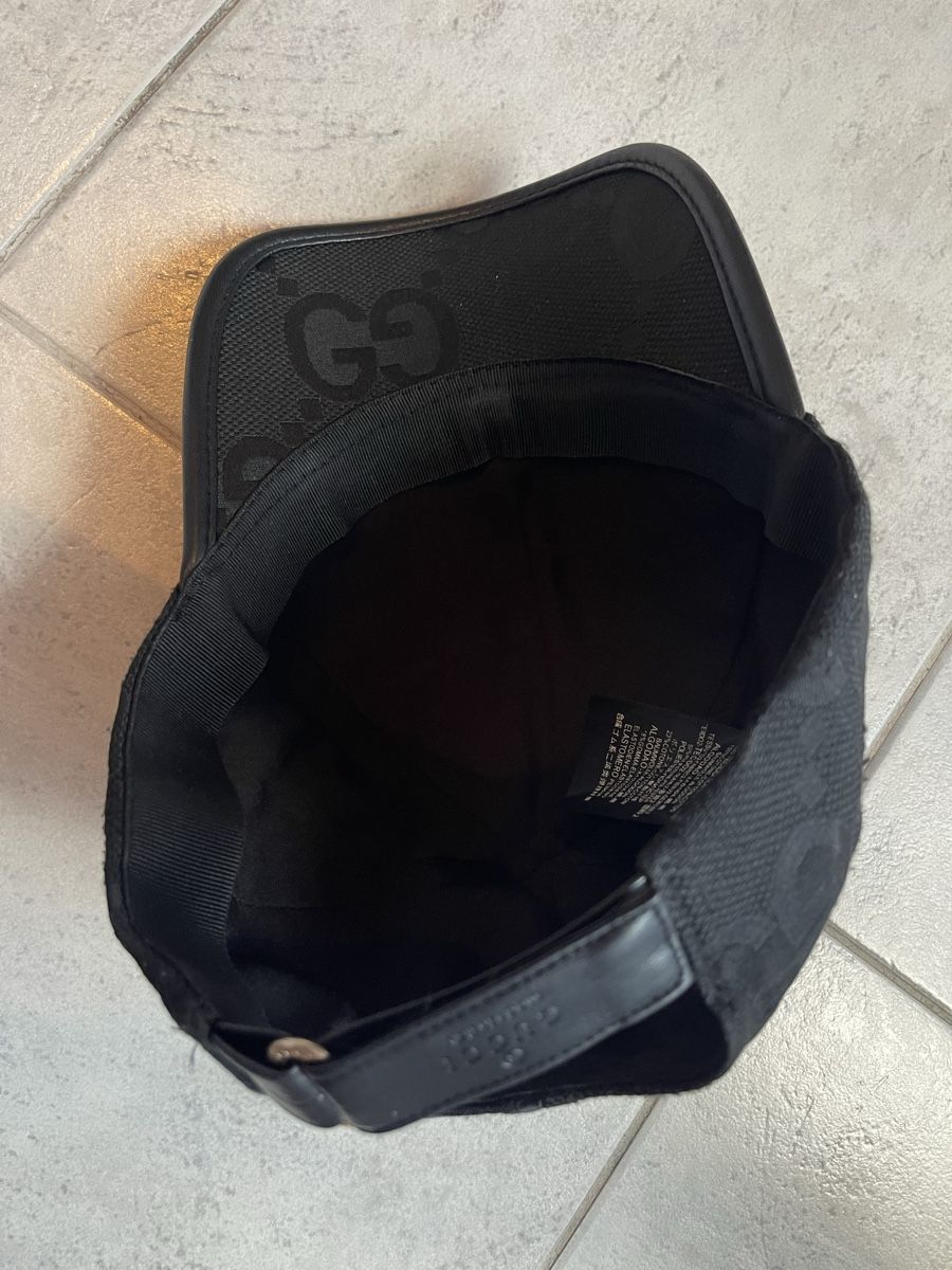 Gucci Autres vêtements & accessoires: Schwarze Cap – D'occasion à Luzern par ygl_8hn7 2