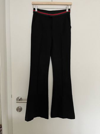 Stoffhose Gr. S, Farbe schwarz