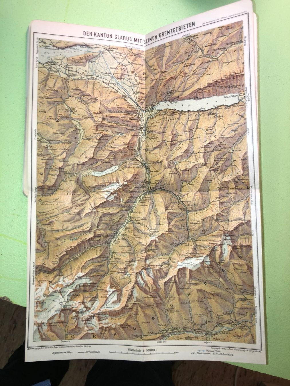 Libri: F. Becker: Glarnerland mit Walensee und Klausenstrasse. – Usato da Zürich venduto da allp 7