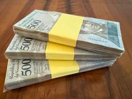 Venezuela - 500 Bolivares - 3 Bündel à 100 Noten - F/VF/XF