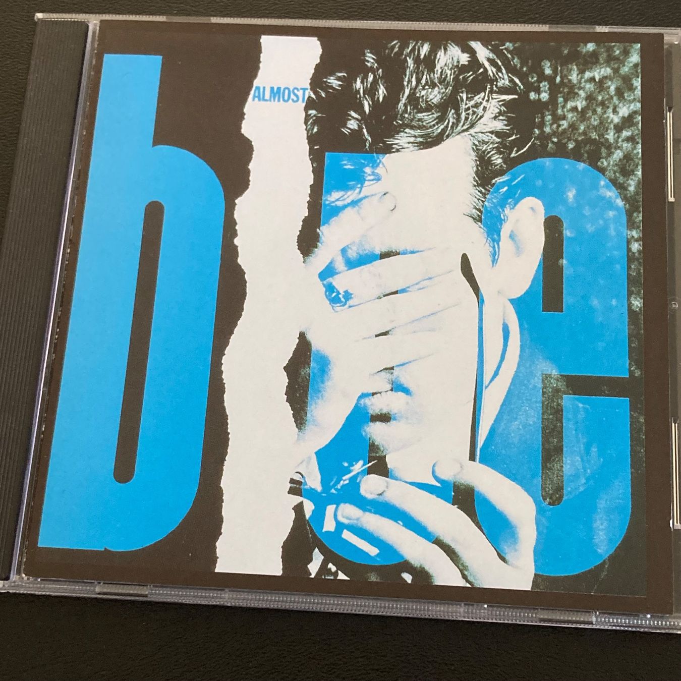 CD: Elvis Costello & The Attractions - Almost Blue – Usato da Bern venduto da Ntsamina