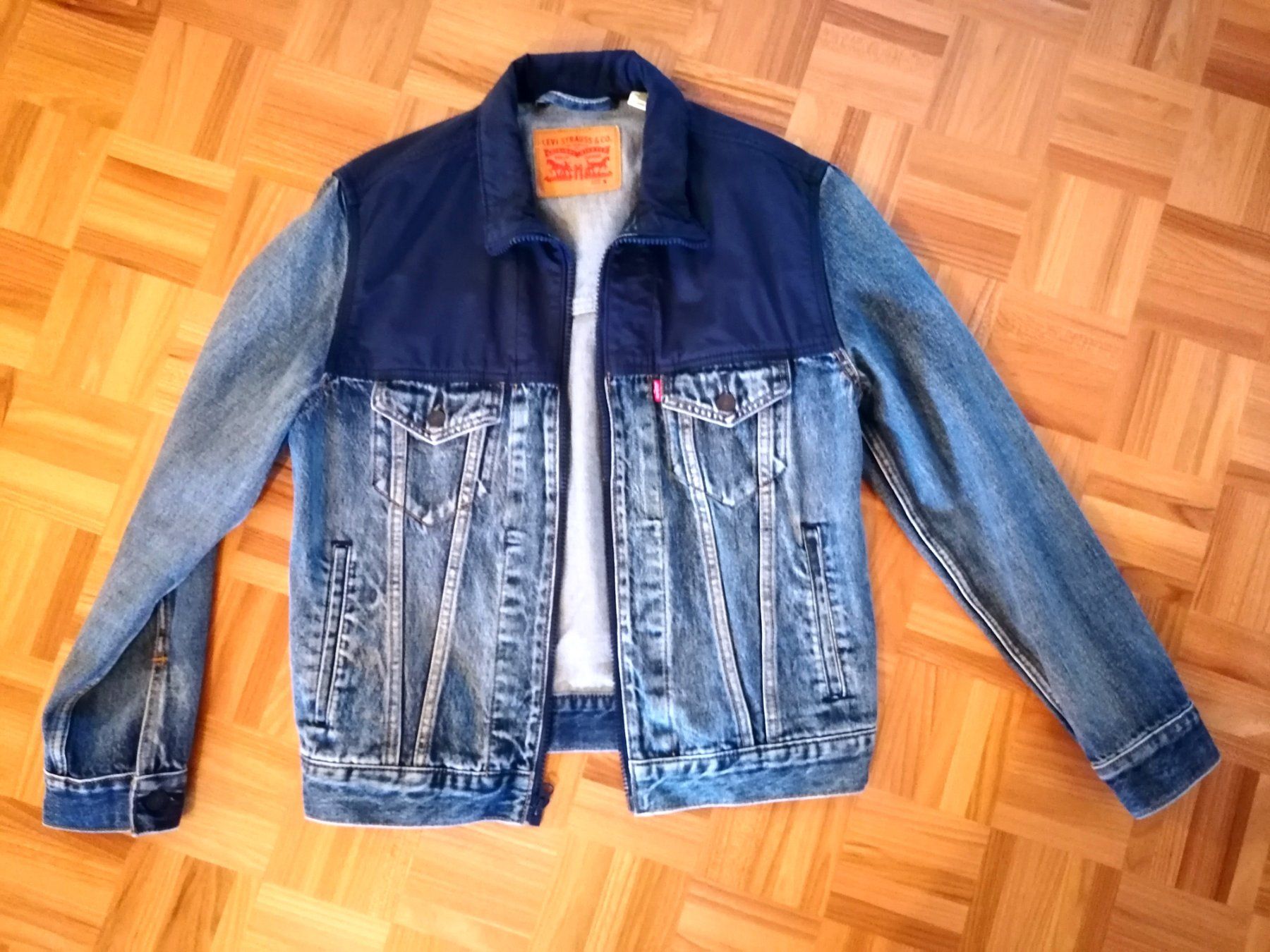 Levi's Giacche: Levi's Jeansjacke – Usato da Basel venduto da Robsai 3