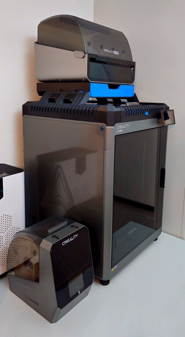 Creality Imprimante 3D: CREALITY K2 PLUS + RISER V4 + DX2C + FILAMENTS – D'occasion à St. Gallen par Cat_s 1