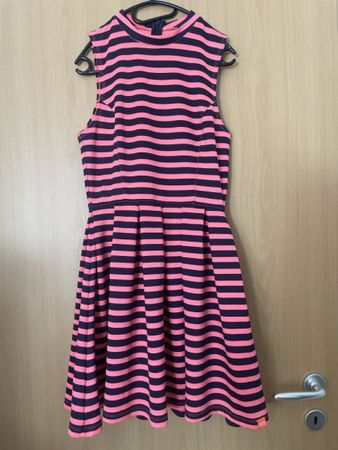 Superdry Kleid Grösse S pink/ schwarz