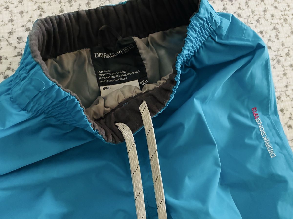 Didriksons Lotti di vestiti: Didrikson Regenjacke & Hose Gr. 120 – Nuovo (secondo la descrizione) da Scharans venduto da fil_ngr5 2