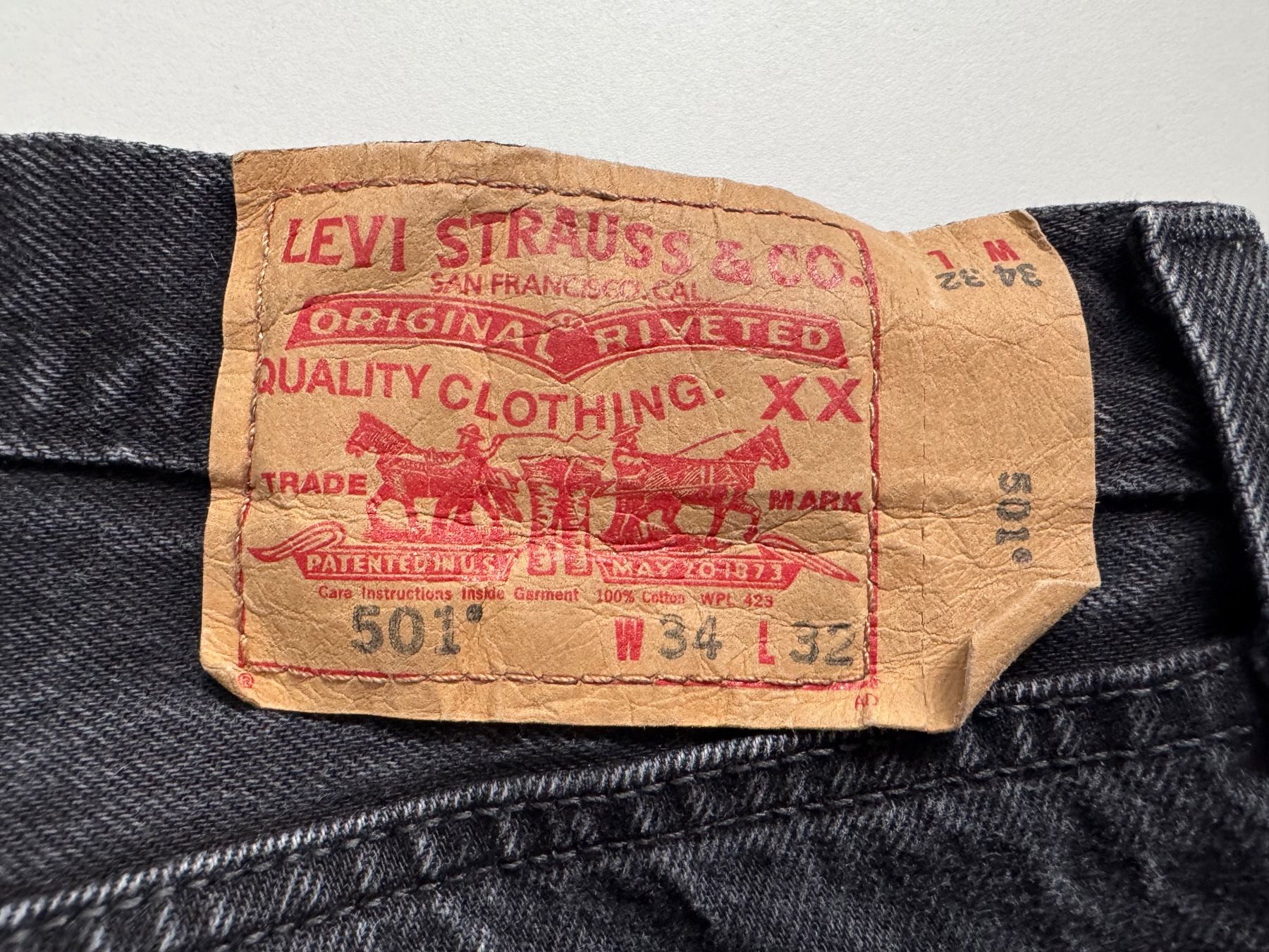 Levi's Jeans: Levis 501 denim W34 L32 – Usato da Neuchâtel venduto da _Easy_to_Find_ 7