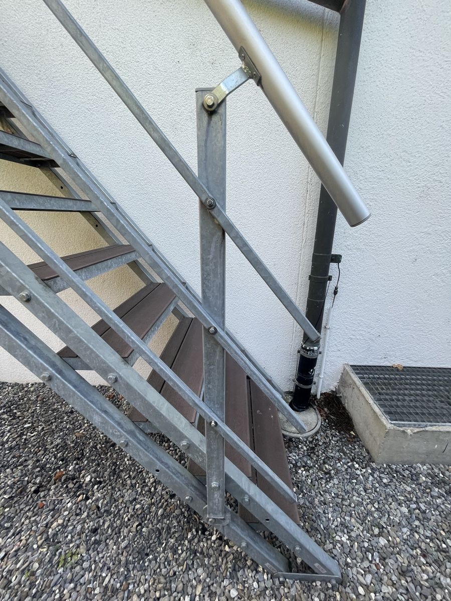 Scale: AUSSENTREPPE VERSTELLBAR – Usato da Küssnacht am Rigi venduto da Koala73 2