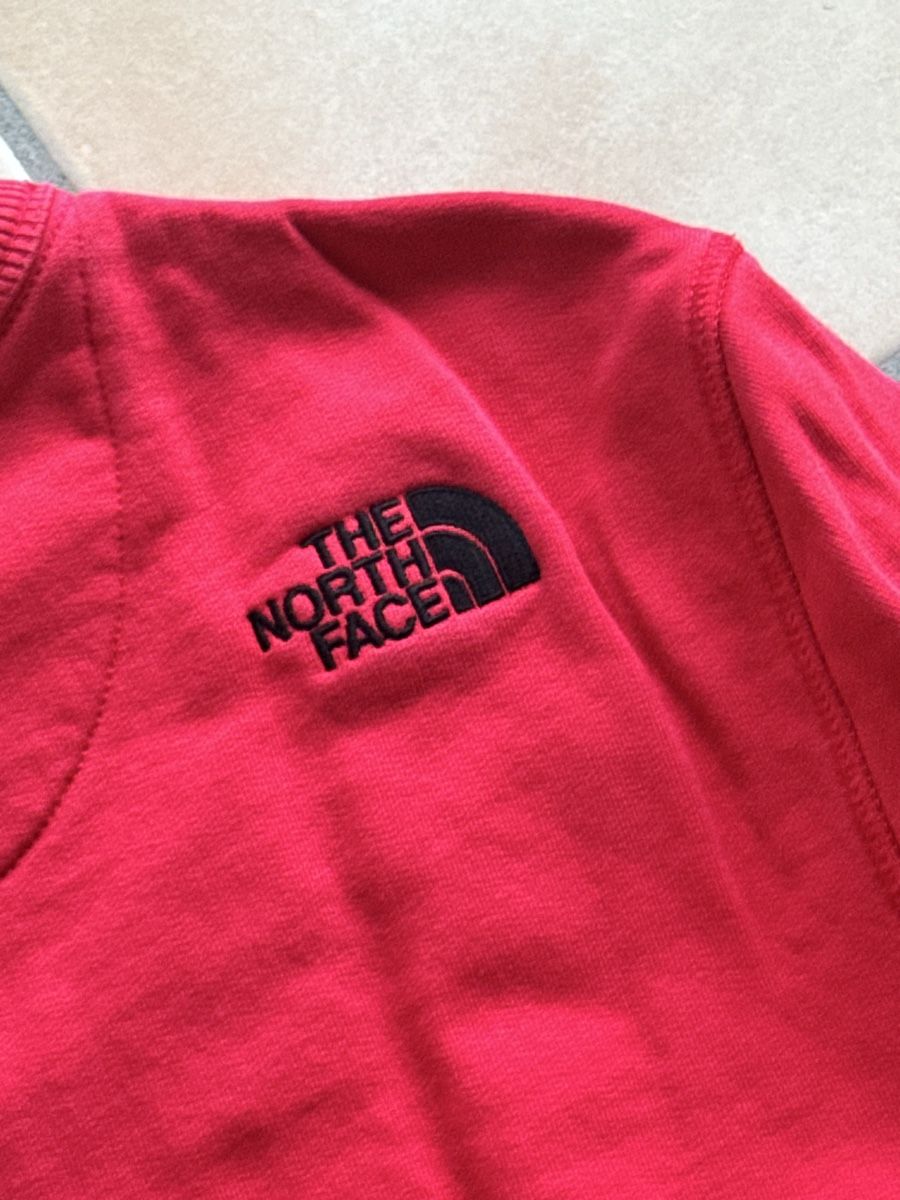North Face Maglioni & Felpe: Pull the North Face rouge – Nuovo (secondo la descrizione) da Lonay venduto da nei_79jc 2