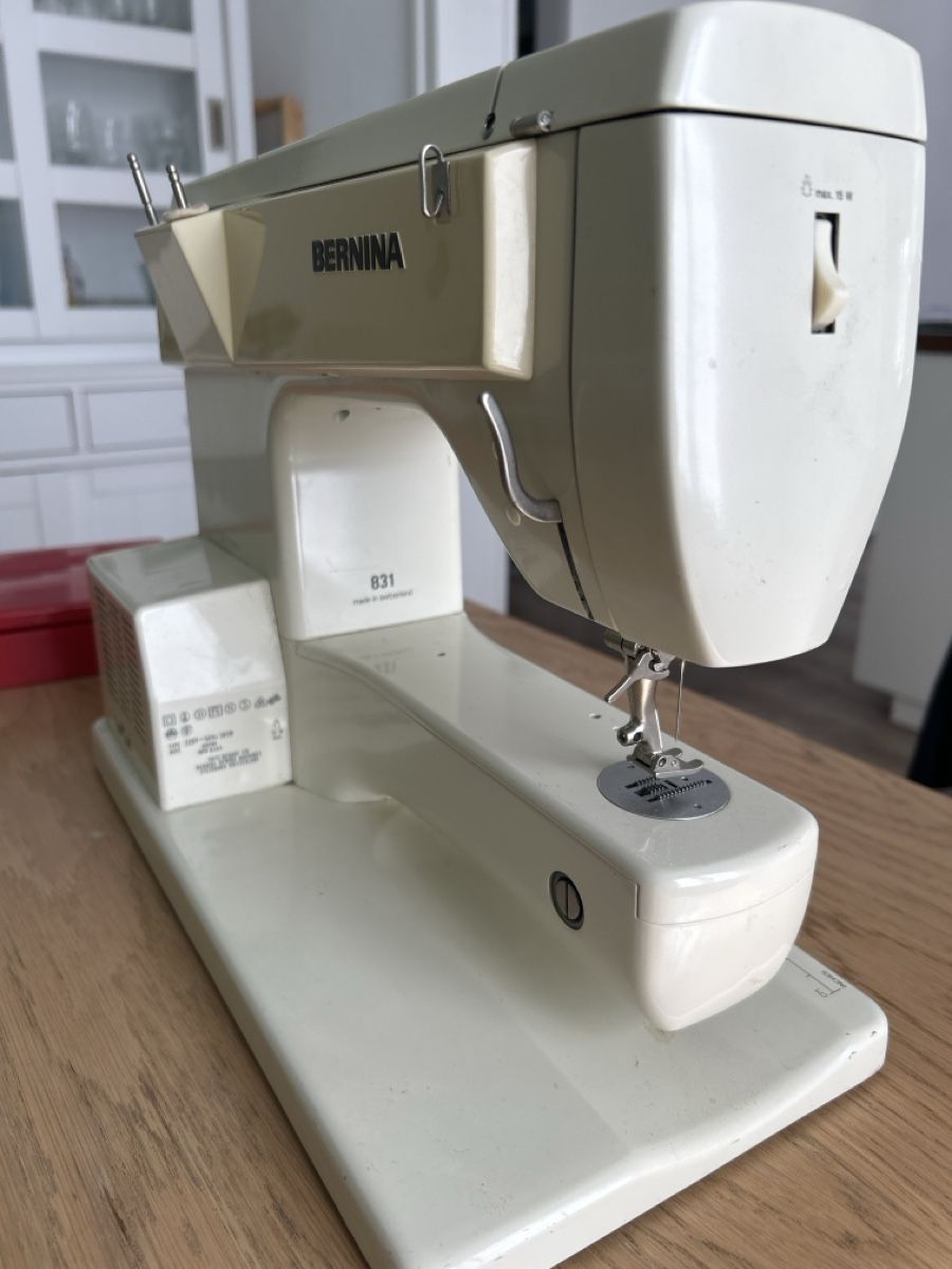 Bernina Macchine da cucire: Bernina 831 Nähmaschine – Usato da Schaffhausen venduto da Foensi2000 3