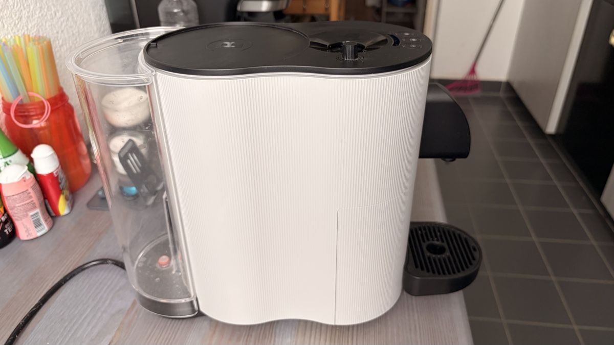 Nespresso Kaffeemaschinen & Espressomaschinen: Nespresso Horizen B – Gebraucht aus Zürich von eug_5qwt 1