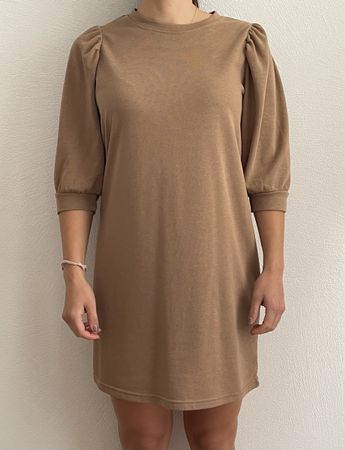 Braunes Kleid