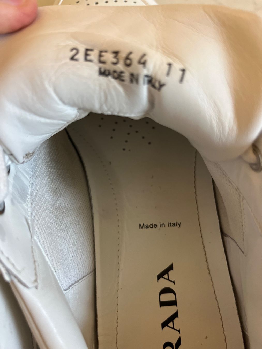 Prada Scarpe da uomo: Prada Sneakers, 45/ 11, weiss, Topzustand – Usato da Zollikon venduto da Mia_Zollikon 4