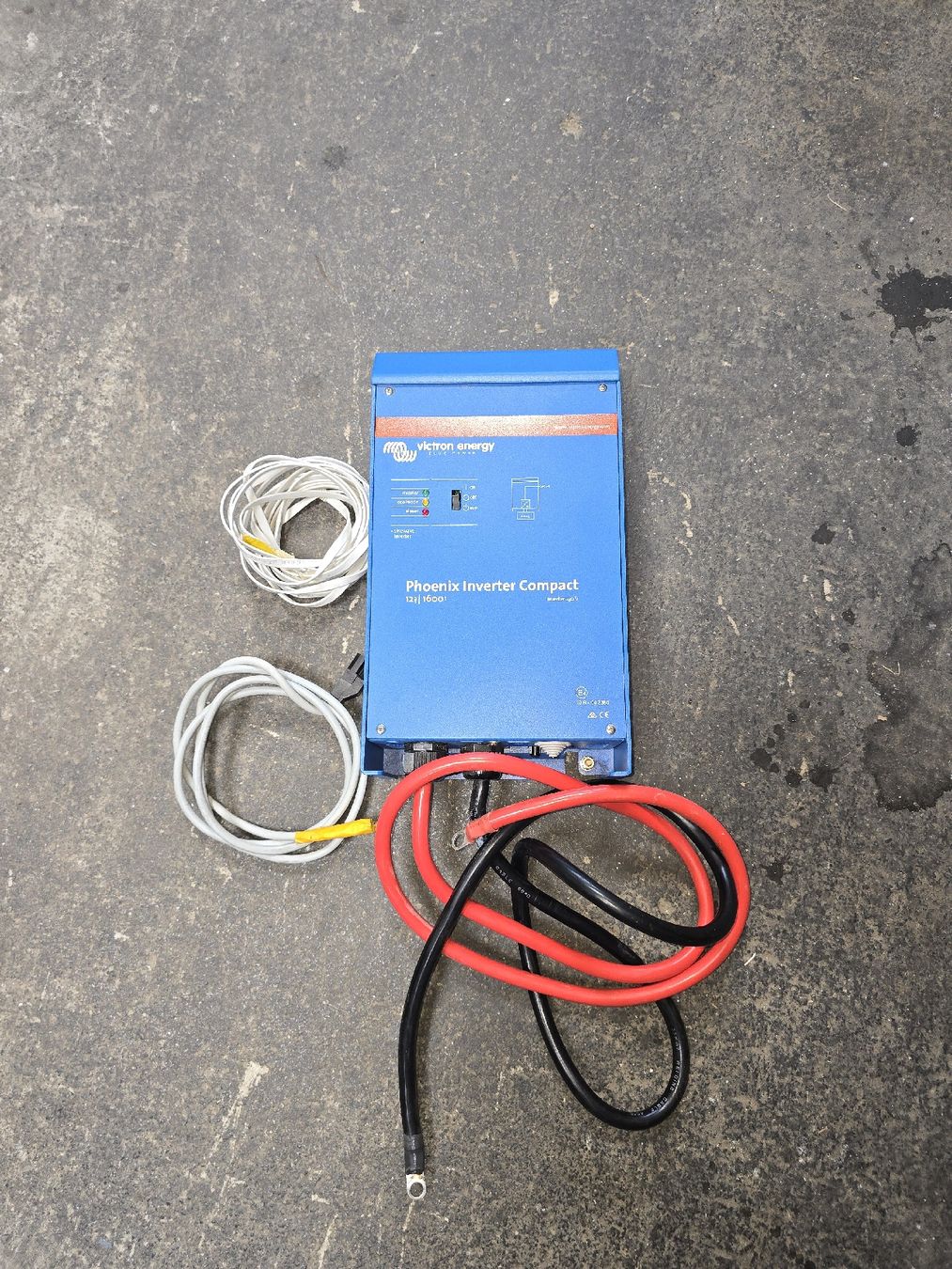 Victron Wechselrichter: Wechselrichter Victron Phoenix Compact 12/1600 – Gebraucht aus Koppigen von Laki1