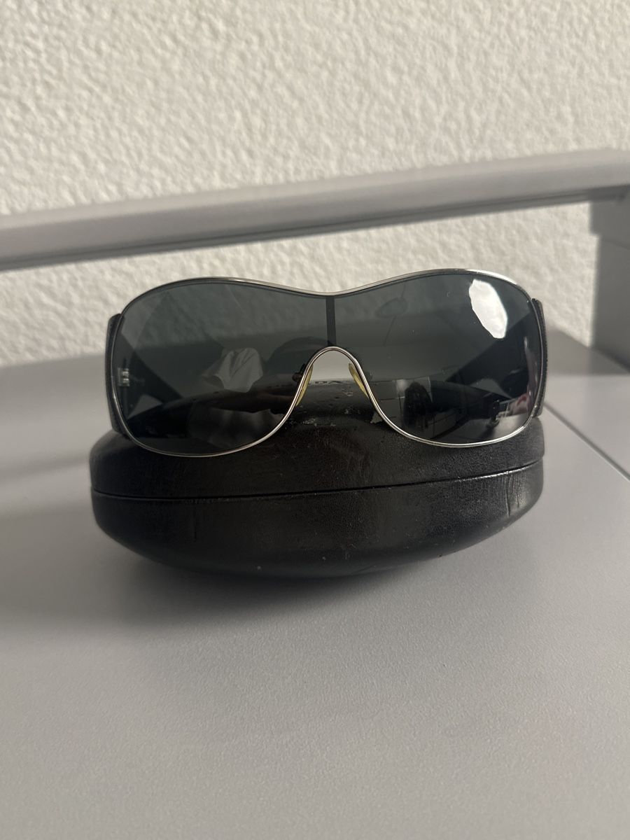 Prada Brillen & Gläser: Sonnenbrille Prada – Gebraucht aus Neuenegg von kar_smg9 5