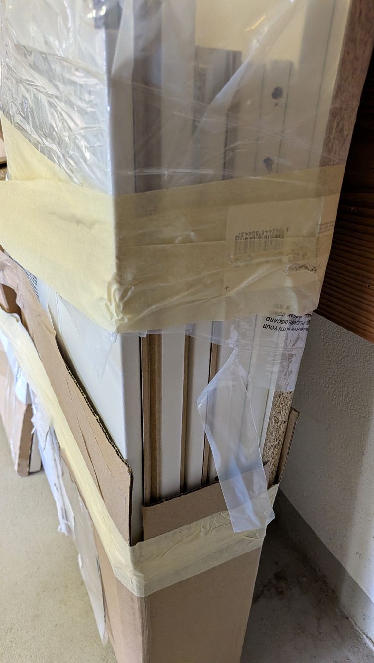 Ikea Guardaroba: 3 IKEA PAX White 235cm height, 35cm deep, 50+50+75 – Usato da Meilen venduto da altt 3