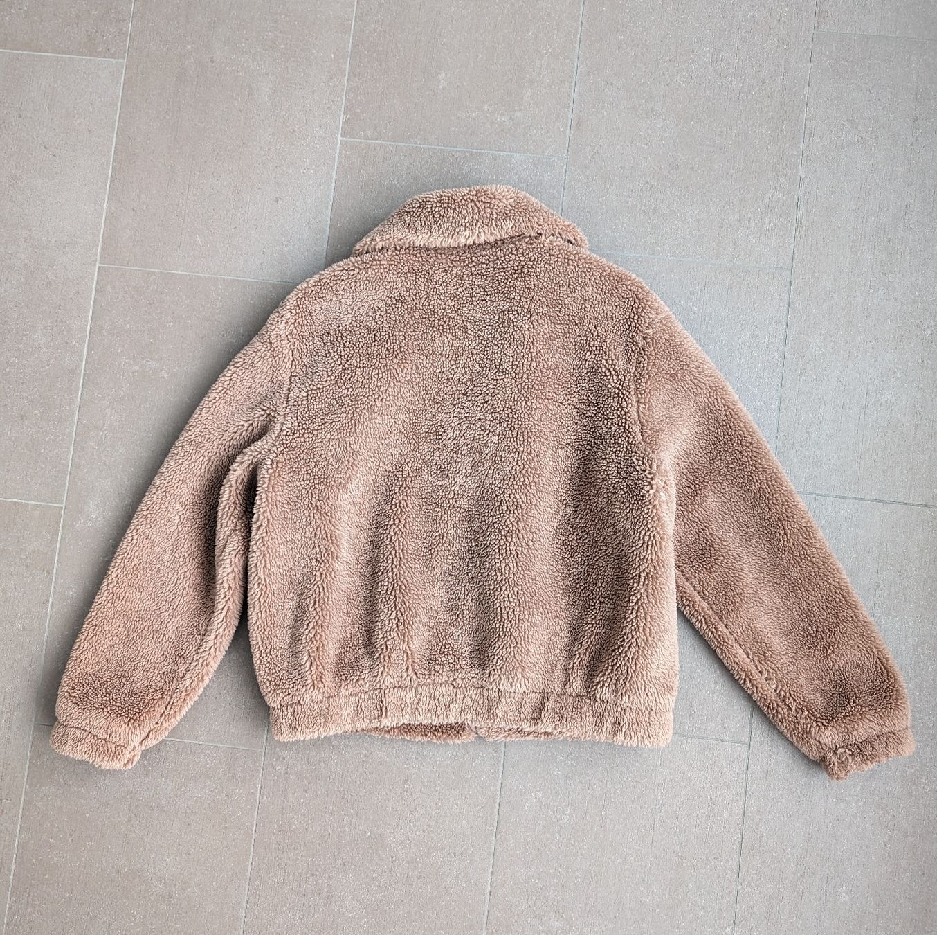H&M Giacche: Plüschjacke Divided - Grösse L – Usato da Luzern venduto da simonf1 1