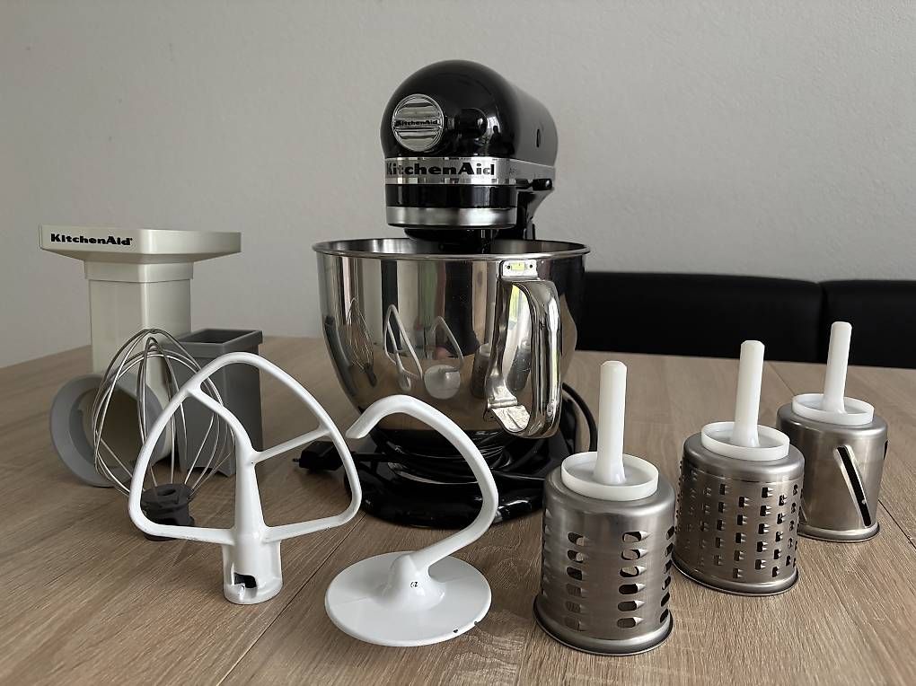 Elettrodomestici da cucina: KitchenAid ARTISAN  Black  – Usato da Embrach venduto da Lile2 4