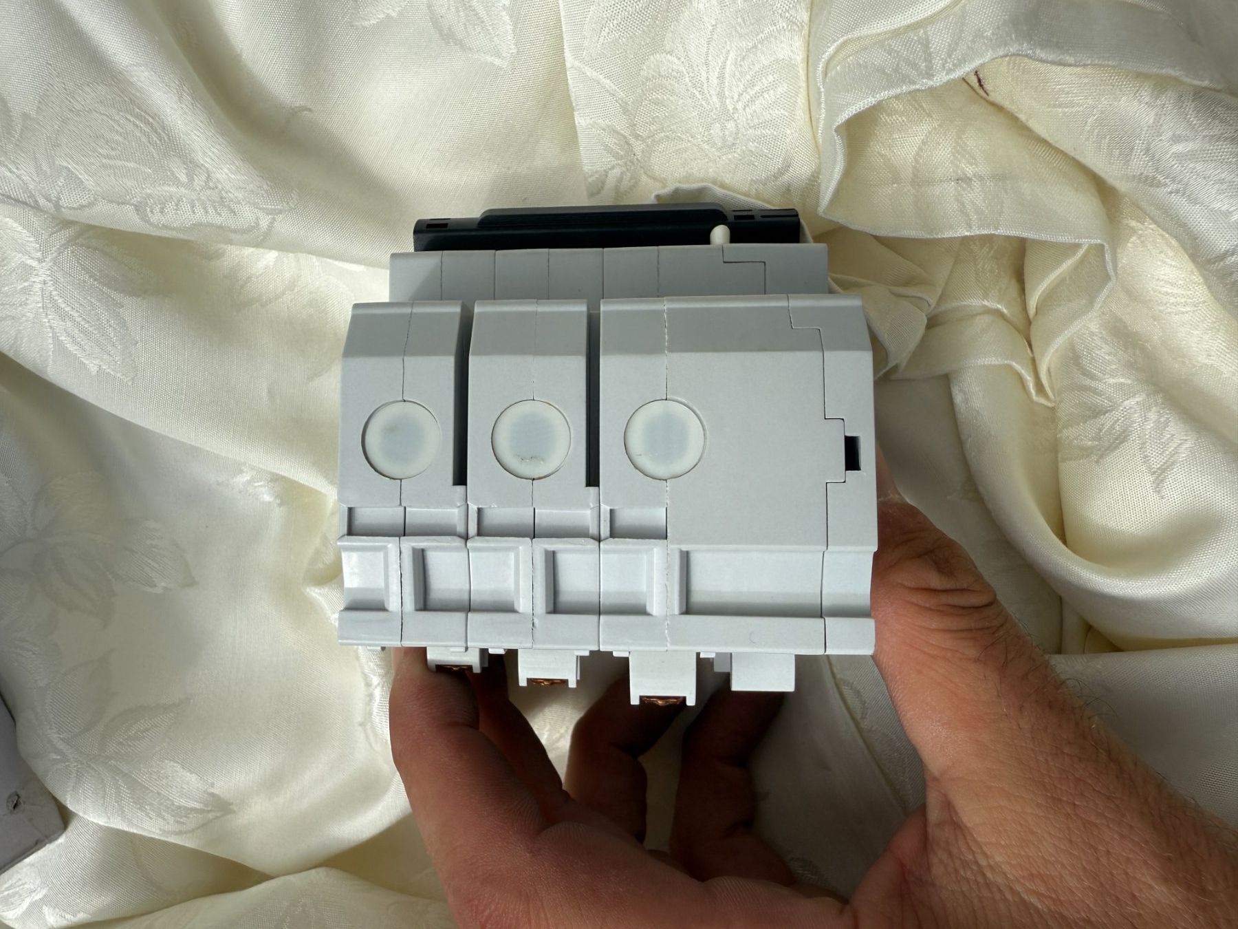 ABB Interruttori: ABB FS403M-C16/0.03 Differentialschalter NEU NP 290.- – Nuovo e nell'imballaggio originale da Vacallo venduto da cri_229f 6