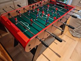 Tischfussball mit 2 Bällen