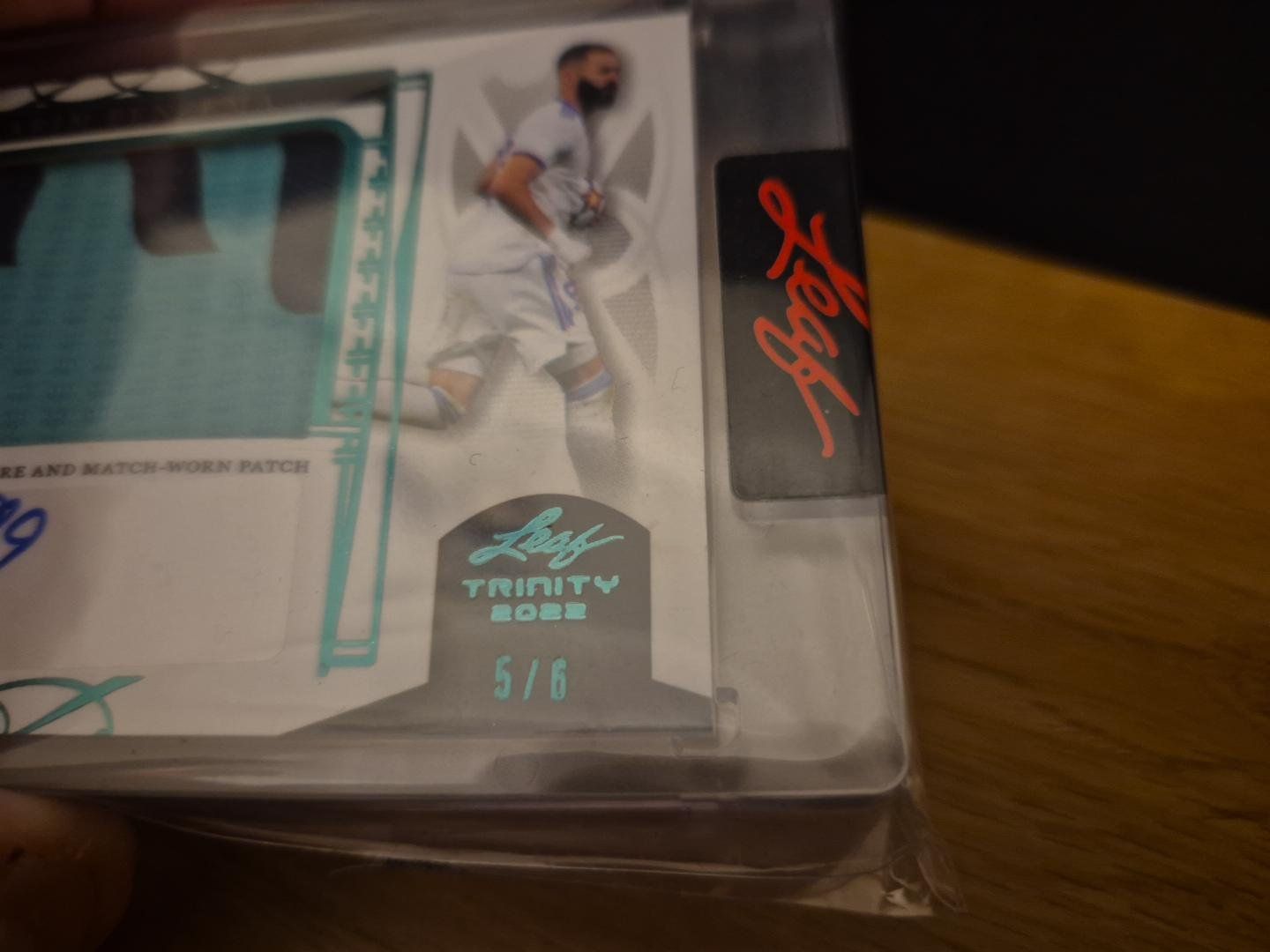 Carte collezionabili: Karim Benzema Leaf Auto + matchworn patch 5/6 Real Madrid – Nuovo (secondo la descrizione) da Uetikon am See venduto da vi3nnaC4lling 1