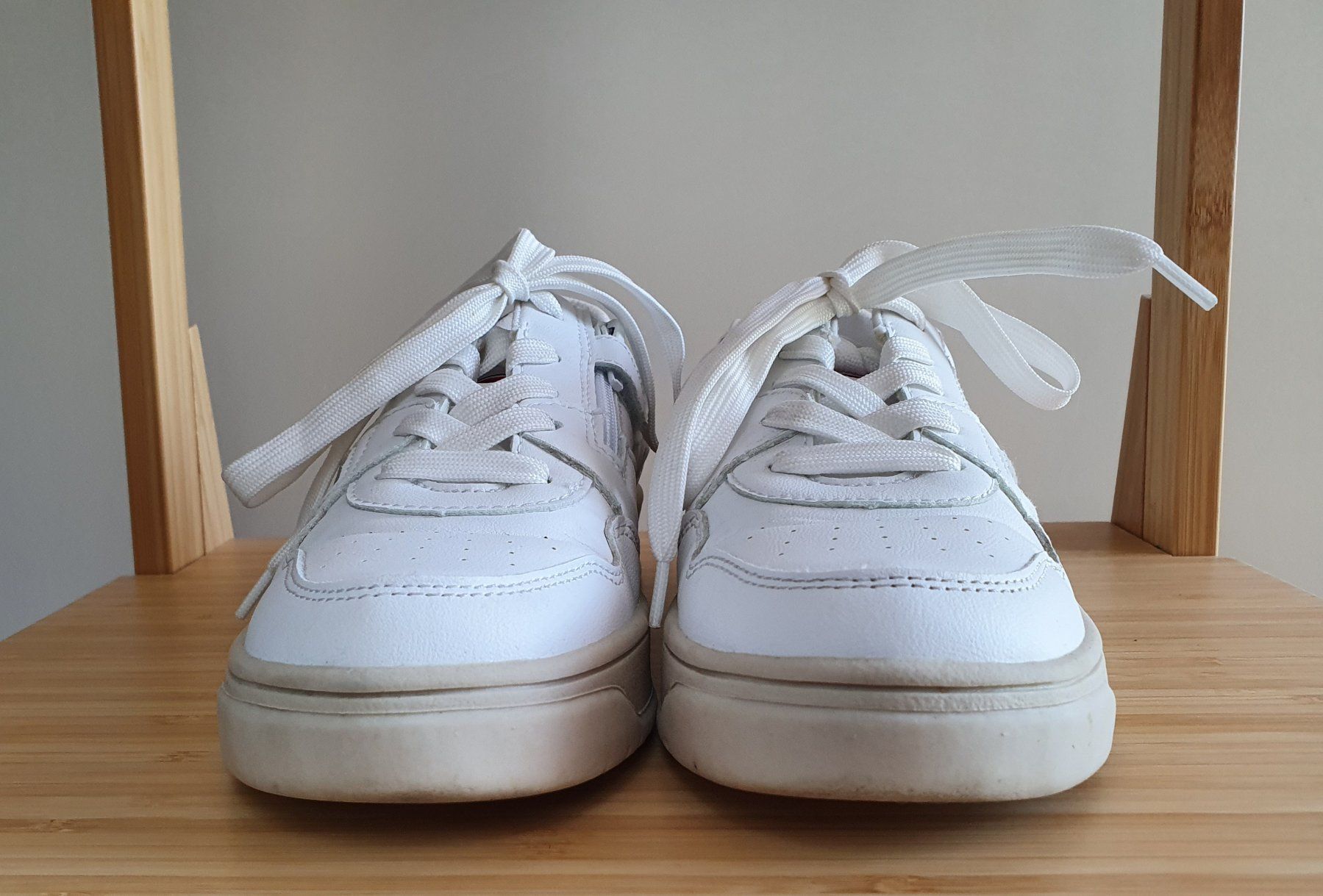 Tommy Hilfiger Scarpe per ragazzi: Gr.35 Kinder Sneaker / Tommy Hilfiger – Usato da Neunkirch venduto da M.Costa1 4