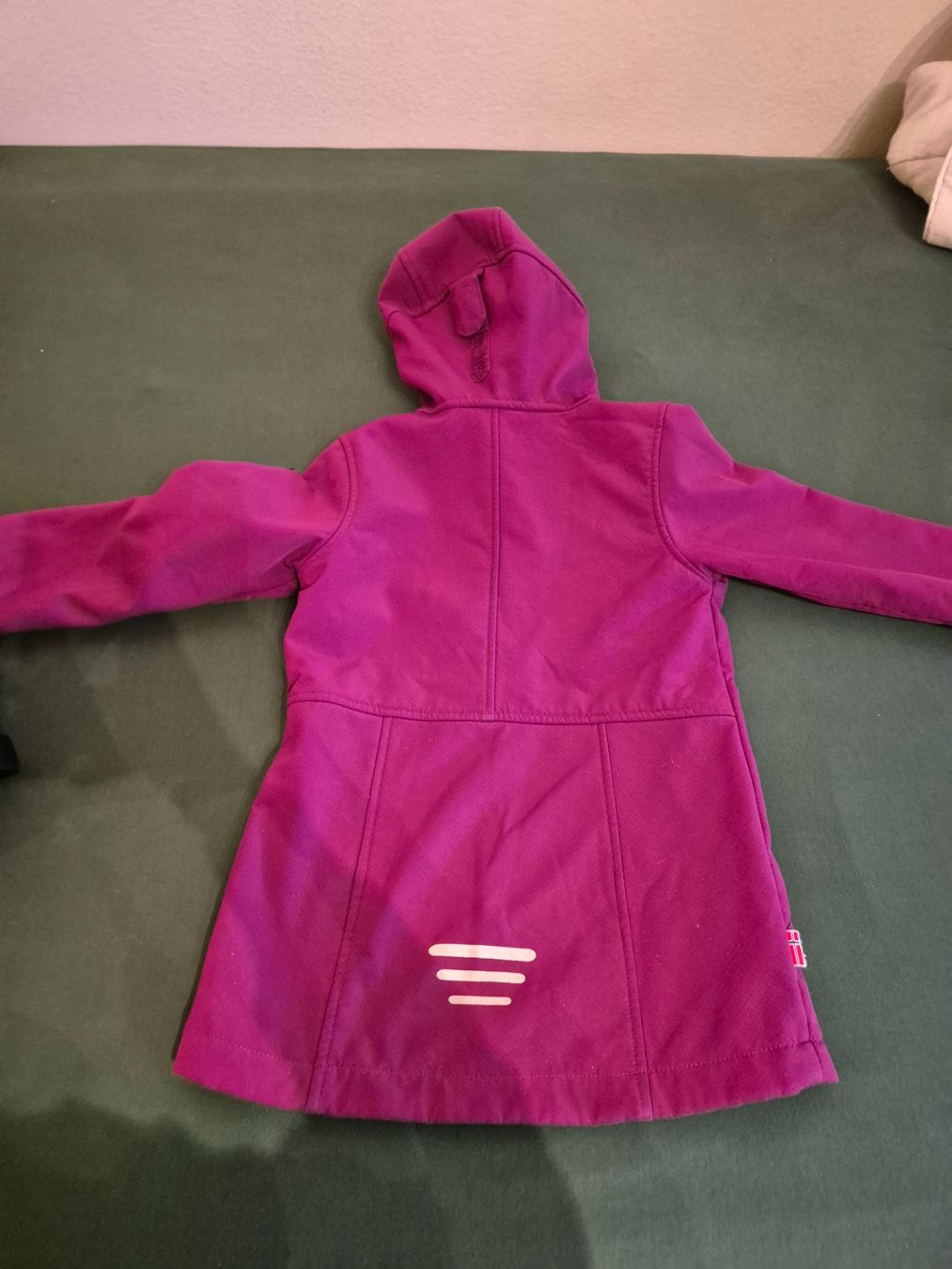 Trollkids Giacche & Cappotti: Tolle Trollkids  Softshelljacke Mädchen, Gr. 110. – Usato da Urdorf venduto da Nataschli 2