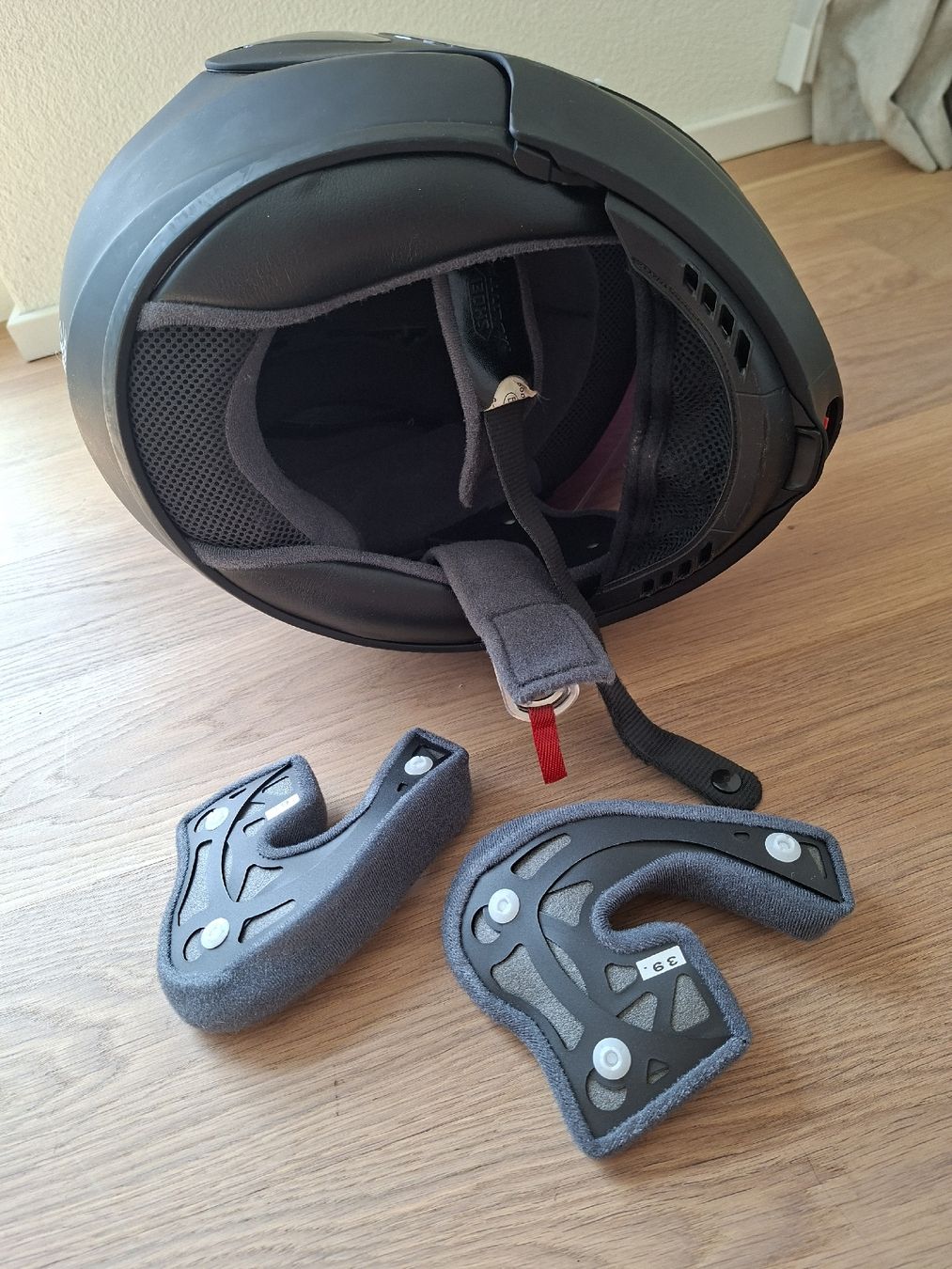 Shoei Caschi & visiere: Motorradhelm Shoei Multitec schwarz, integral – Usato da Weesen venduto da Pininafarina 7