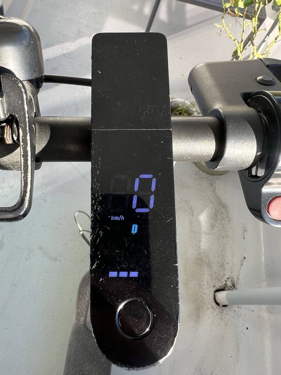 Xiaomi Kickboard: Elektroroller Xiaomi Pro gebraucht  – Usato da Obernau venduto da FG1236 1