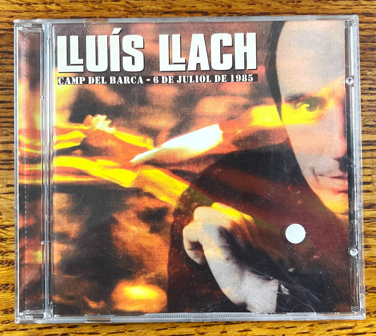 CD: Camp Del Barca   Von Lluis Llach CD – Usato da Oftringen venduto da Vucki