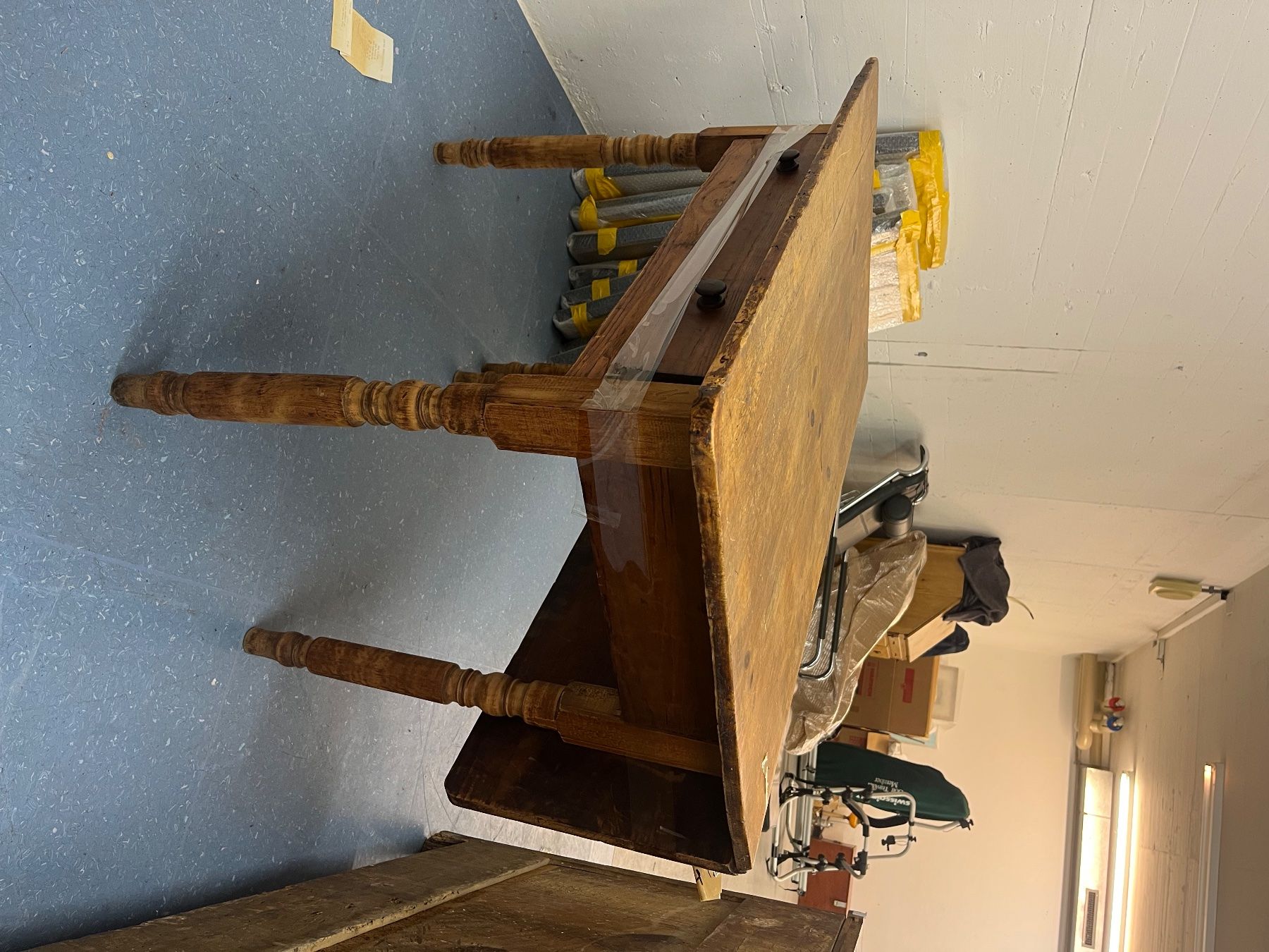 Tables: Kleines Klapptisch / Petite table pliante – D'occasion à Zürich par Hphn