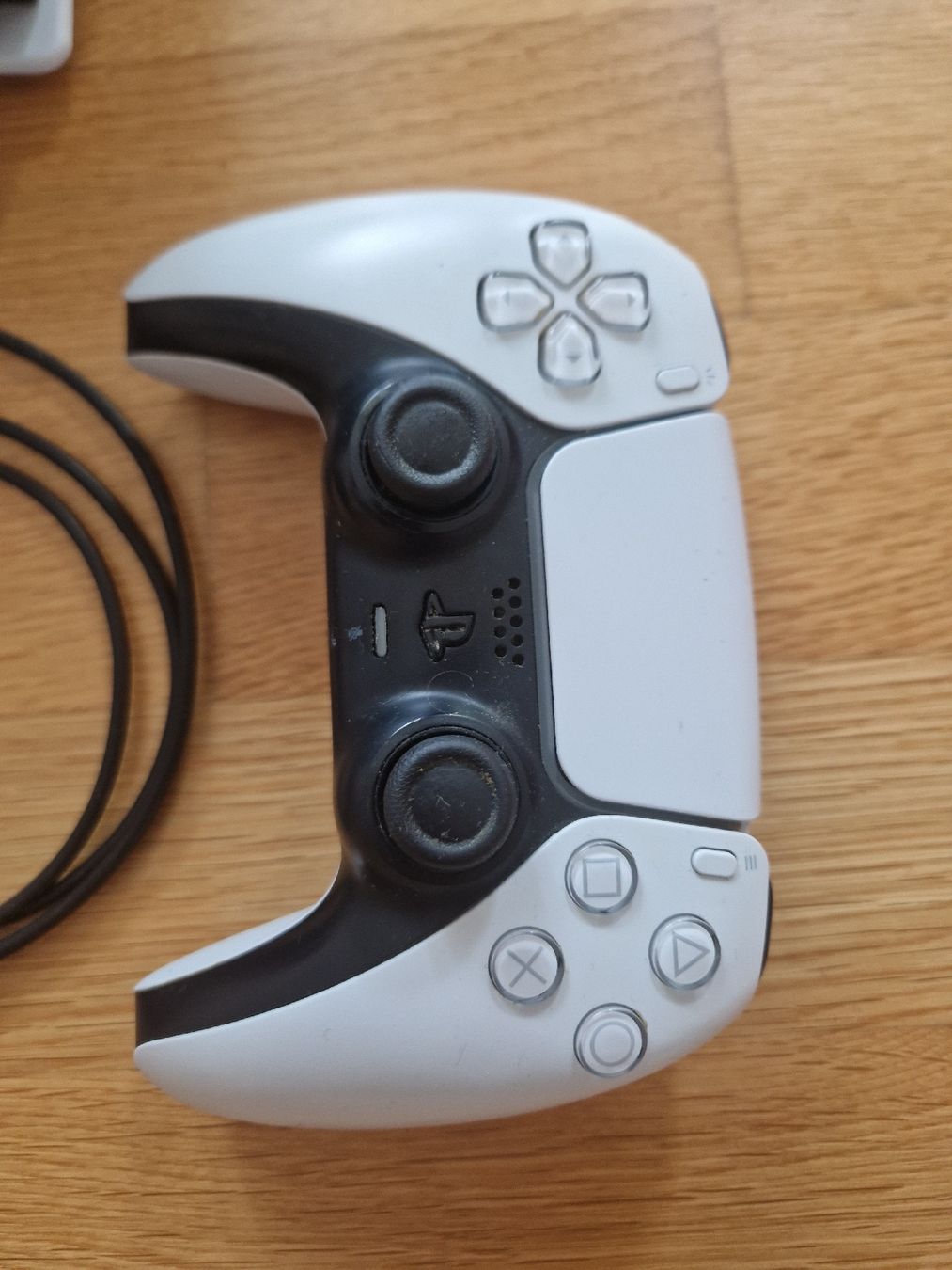 Sony Console: Sony PlayStation 5 Konsole mit Controller gebraucht – Usato da Chur venduto da Woodyjunior91 3