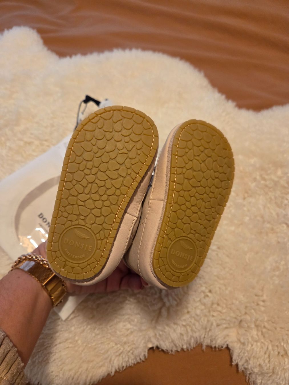 Chaussures filles: Chaussures donsge – Neuf avec emballage d'origine à Founex par jen_hb65 2