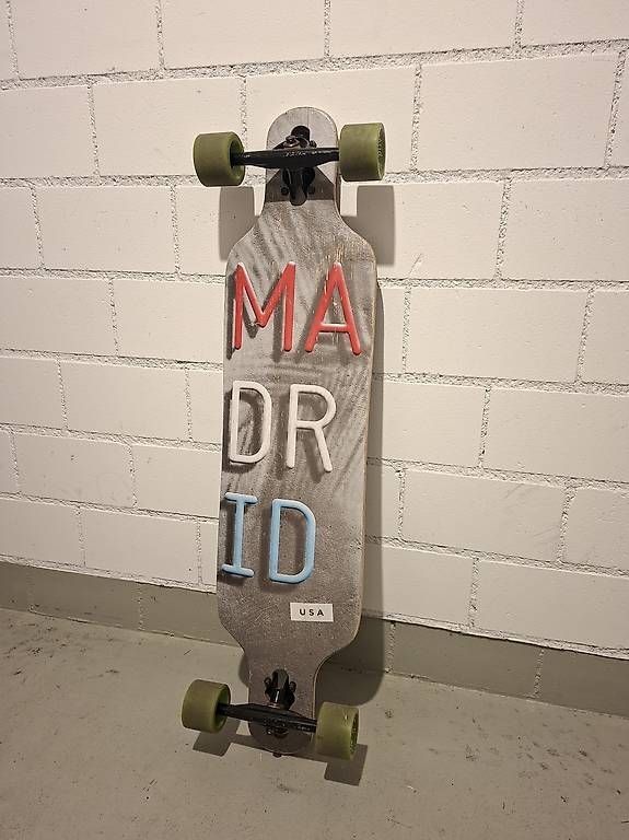 Skateboards: Longboard Madrid 99cm – D'occasion à Winterthur par DtR77