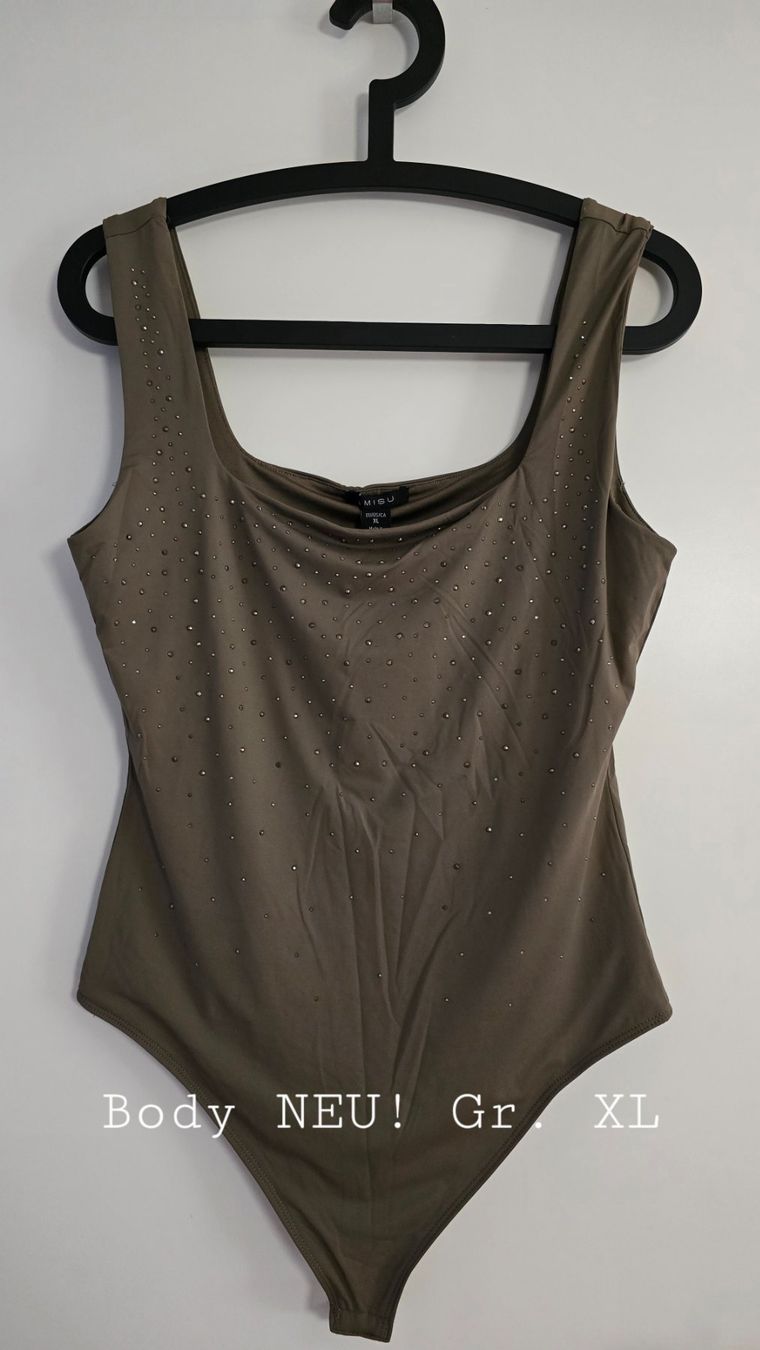 Top: Body mit Steinen neu Gr. XL – Usato da Sumiswald venduto da van_tfv5