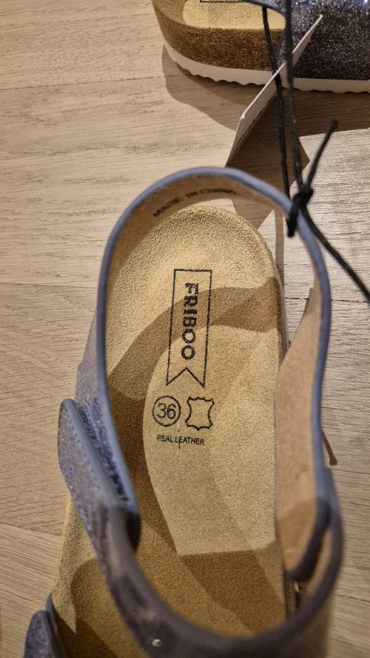 Scarpe per ragazze: neue Sandals fürs Mädchen Gr.36 – Nuovo e nell'imballaggio originale da Benglen venduto da Lotury 3