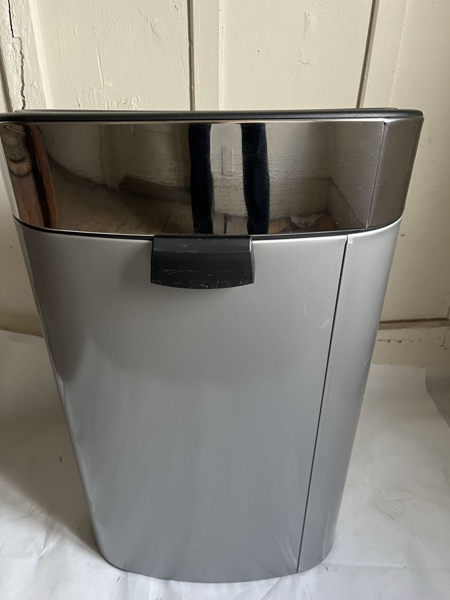 Brabantia Abfalleimer: Mülleimer Brabantia Touch 40-45L – Gebraucht aus Zürich von PaulHZurich 5