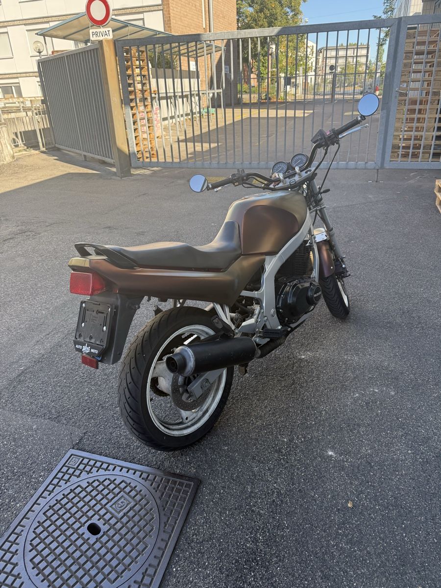 Strada: Suzuki GS500 E – Usato da Basel venduto da BaSeL1893CiTy 1