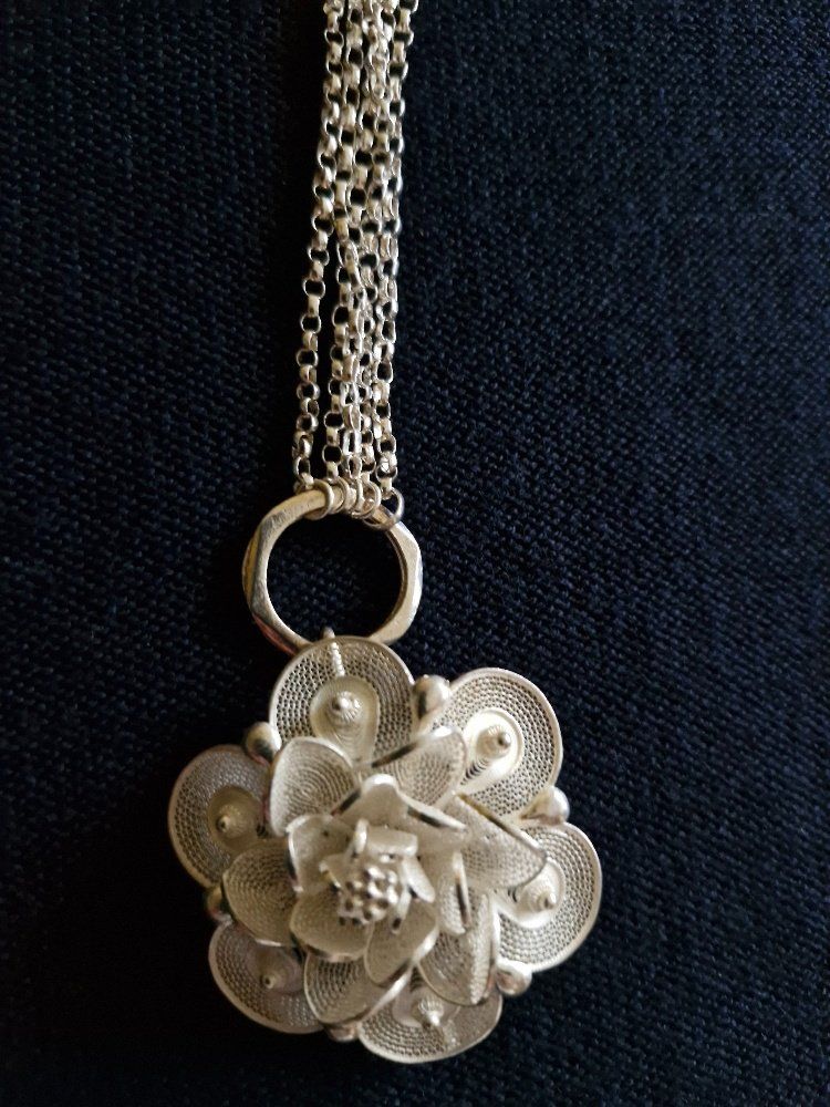 Sonstiger Schmuck: Trachtenschmuck Berner Sonntagstracht – Gebraucht aus Gerzensee von Neggimann
