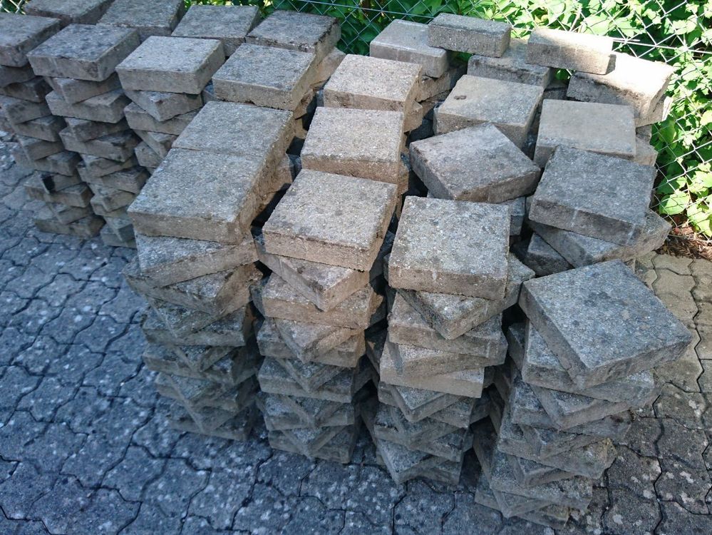 Pflastersteine, Gehwegsteine, grau 20 x 20 x 6 cm Kaufen auf Ricardo