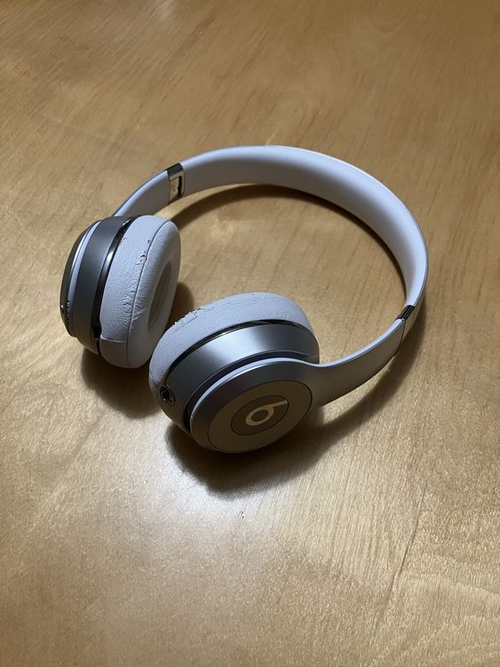 Beats Solo 3 - silver 2