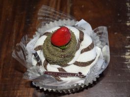 FROTEE HANDTUCH 25 X 25 cm Als Torte