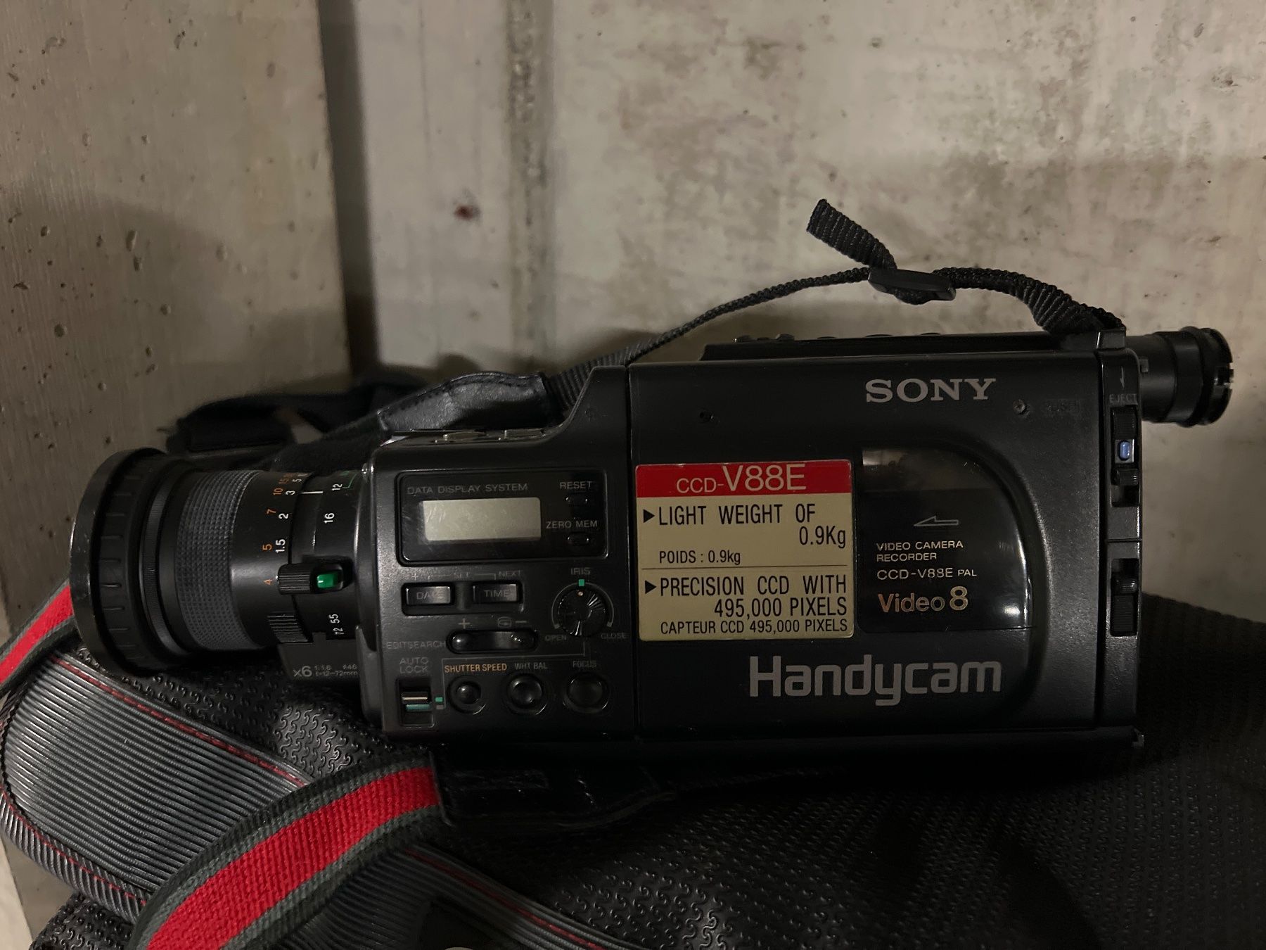 Sony Videocamere: Video Kamera Sony V88E ca.1988 – Usato da Thun venduto da IBT1 2