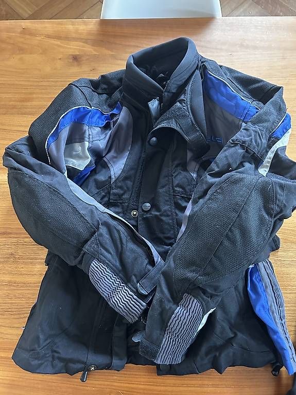 Held Giacche: Töffjacke Held Grösse S (Damen) – Usato da wabern venduto da starskycrew 1