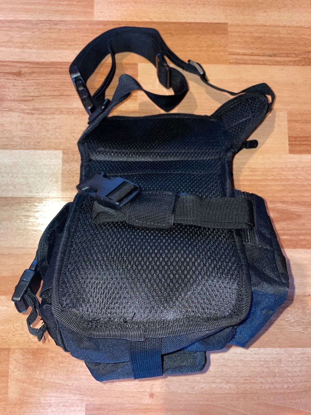 Sacs: Tasche Multifunktion schwarz klein – Neuf (Voir description) à St.Gallen par maierm01 1