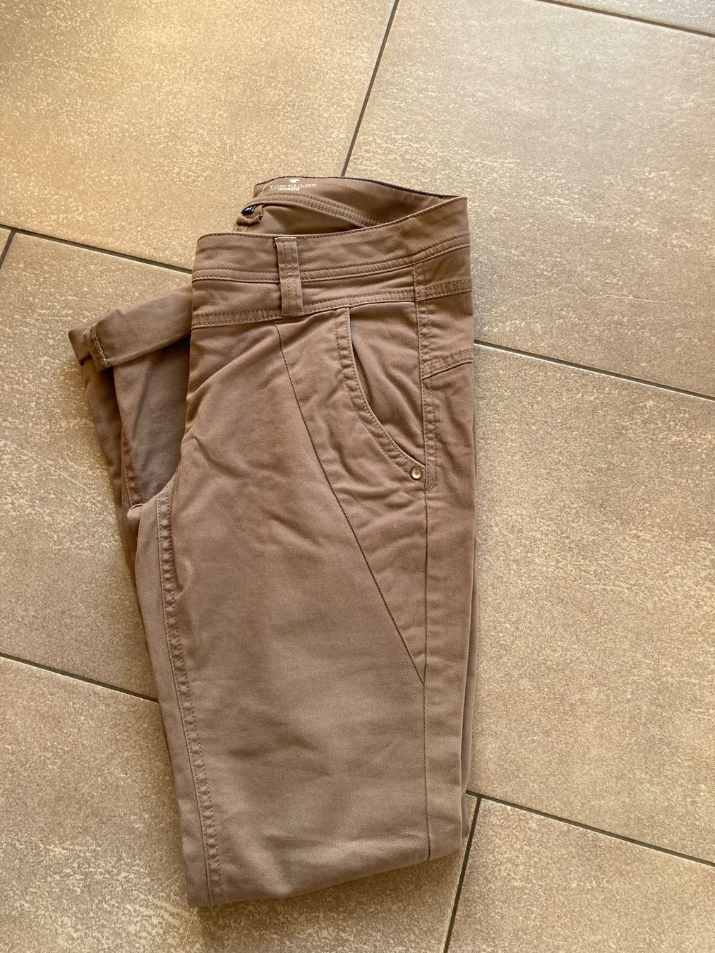 Tom Tailor Jeans: Jeans Gr. 34; Tom Tailor; Neuwertig! – Nuovo (secondo la descrizione) da Mosnang venduto da Kusli09 2