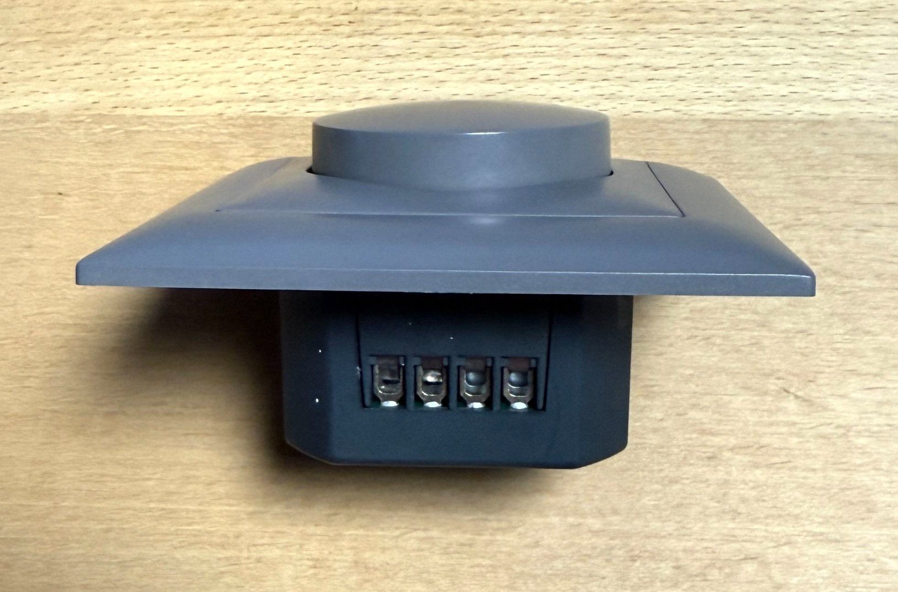 Feller Interruttori: Feller Dimmer 40600.RC – Usato da Würenlos venduto da TASK-NEON 2