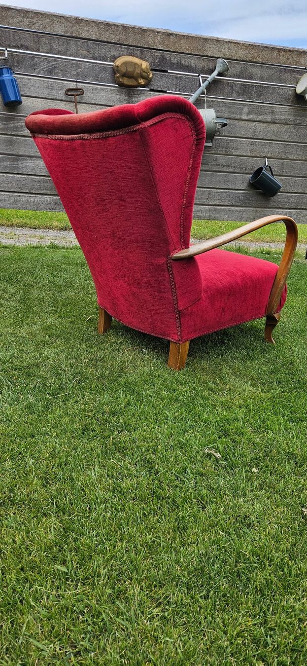 Poltrone: Roter Ohrensessel im Vintage-Stil – Usato da ZIHLSCHLACHT venduto da Raja9 3