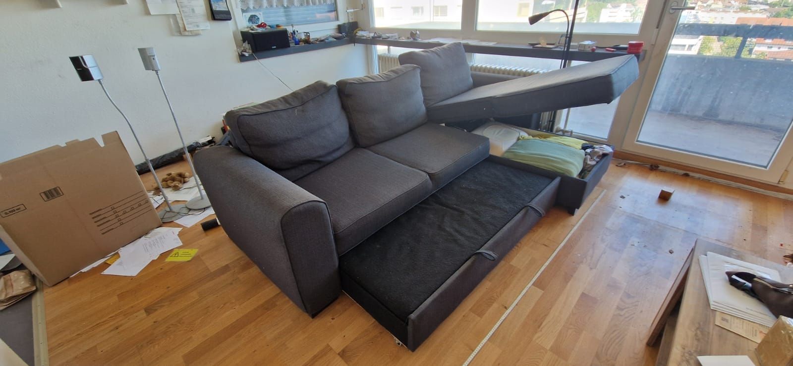Divani: Schlafsofa grau mit Bettkasten und Schlaffunktion – Usato da Rheinfelden venduto da Hoefi65 2