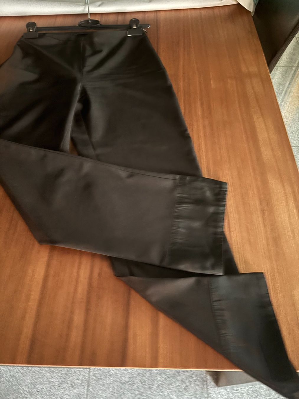 Hosen: Hose Grösse 34, top Zustand – Gebraucht aus Laax GR von wil_66wq 5