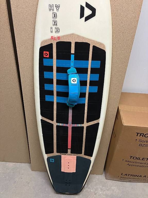 Surfboards & Schwimmbrette: Duotone Surfboard Hybrid SLS (fins included) – Gebraucht aus Zürich von max_8cpy